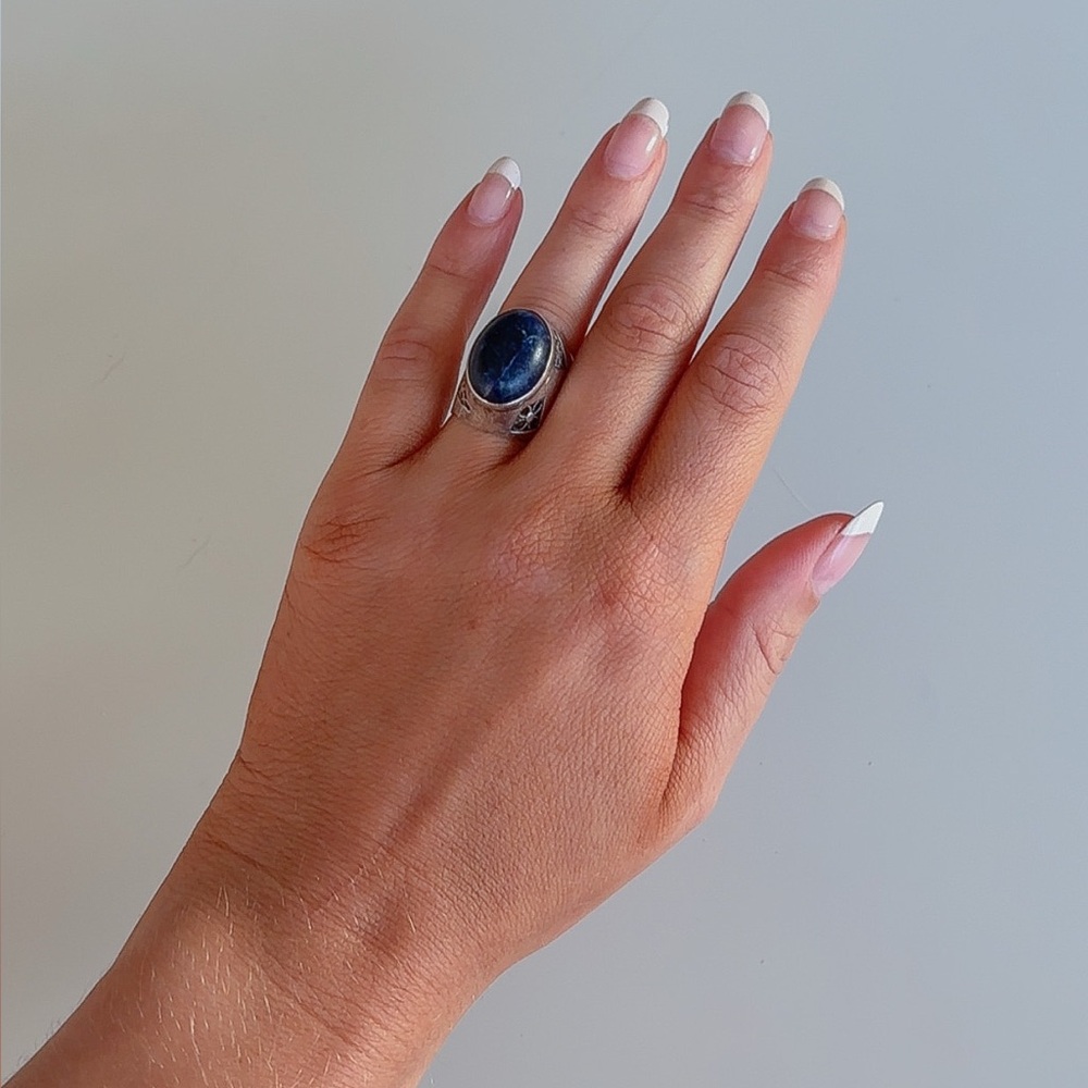 Vintage Blue Lapis Lazuli Sterling Silver Ring